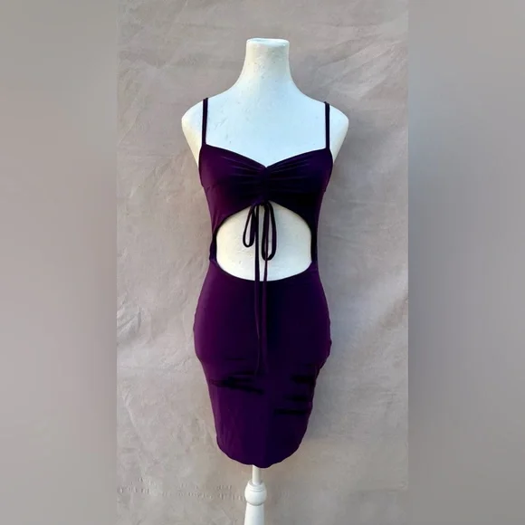 pretty little thing purple dress Women's Purple Pleat Bust Detail Bandeau Maxi Dress